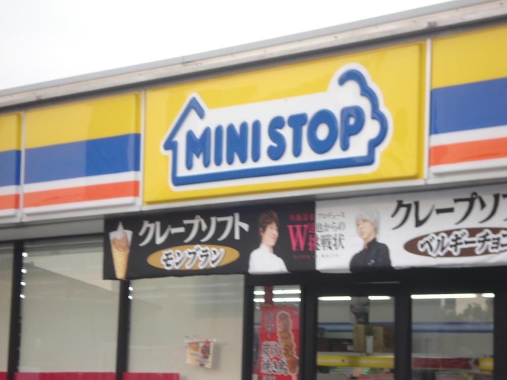 Convenience store. MINISTOP Nisshin Orito the town to the store 1516m