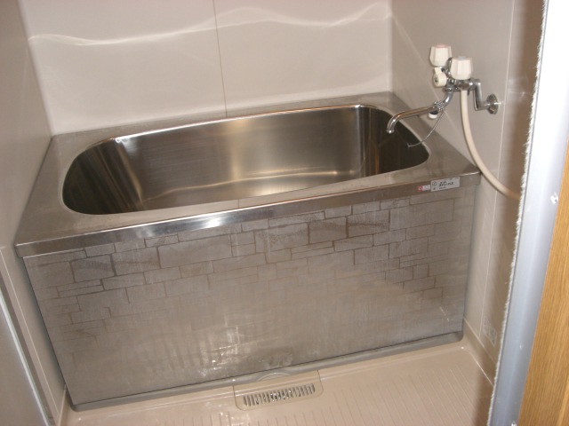 Bath. Stainless steel is a bathtub