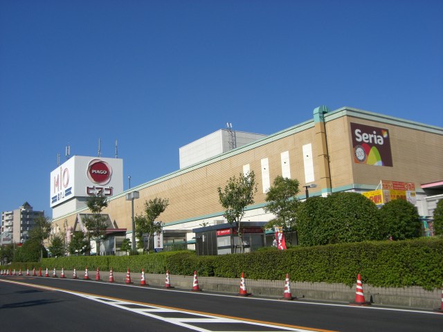 Shopping centre. Piago Kaguyama 1259m shopping to the center (shopping center)