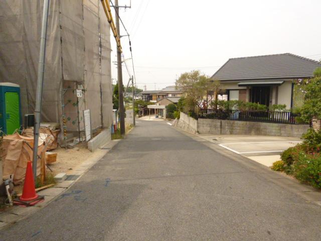 Local photos, including front road. Frontal road 2013 October 4 shooting