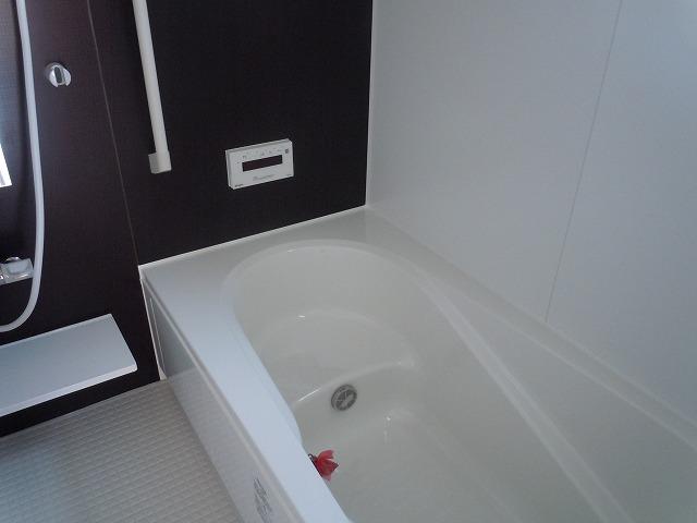Bathroom. Indoor (October 4, 2013) Shooting With bathroom heating dryer, Spacious 1 tsubo size, Barrier free specification