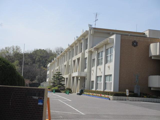 Primary school. Nisshin Tatsuhigashi to elementary school 1736m