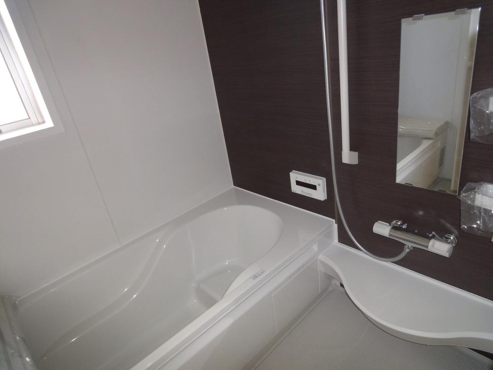 Bathroom. With (2013.12.20 shooting) Bathroom Dryer