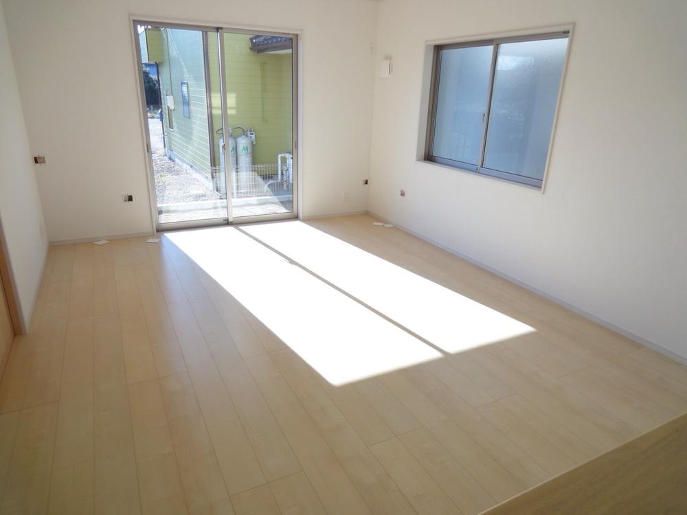 Living. (2013.12.20 shooting)