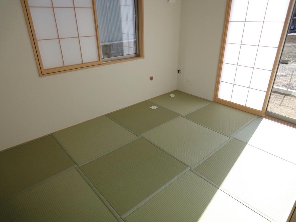 Non-living room. Japanese-style room (2013.12.20 shooting)
