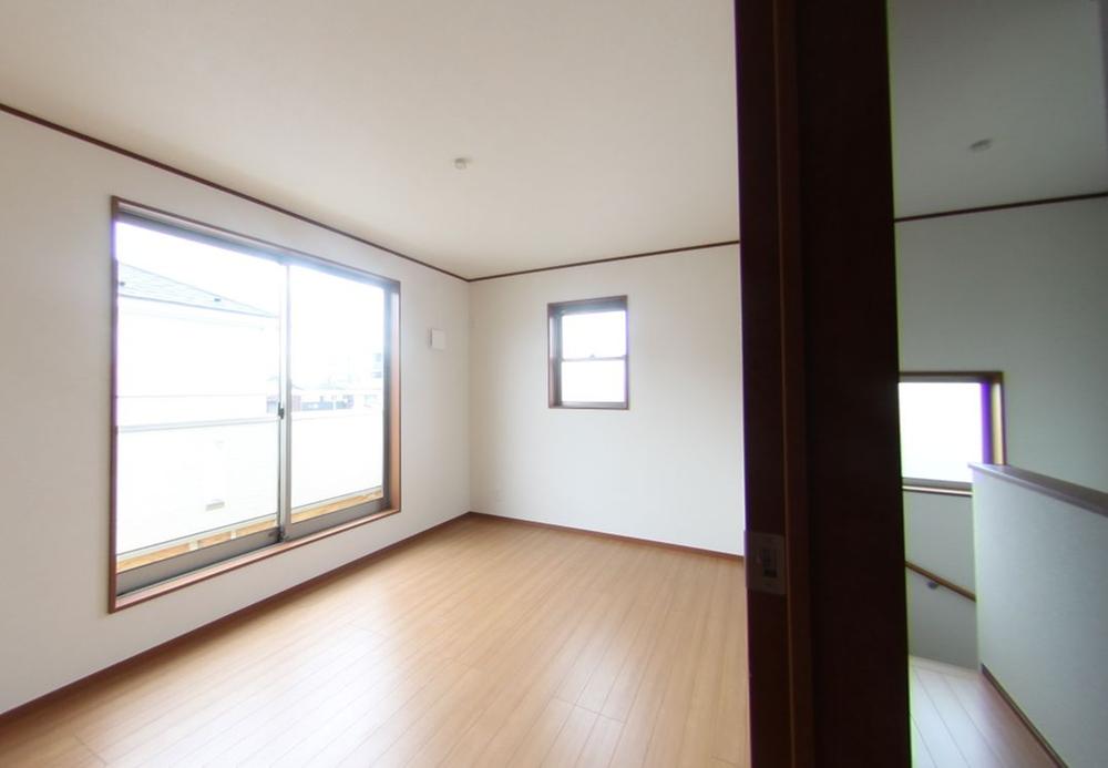 Non-living room. Indoor (11 May 2013) Shooting