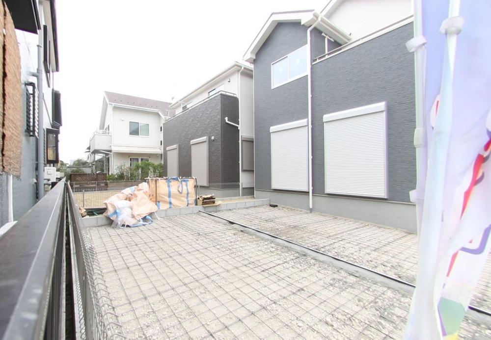 Local appearance photo. Local (10 May 2013) Shooting