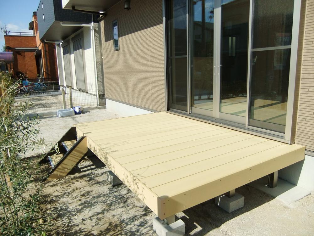 Other. Building D 13.11 May shooting Wood deck