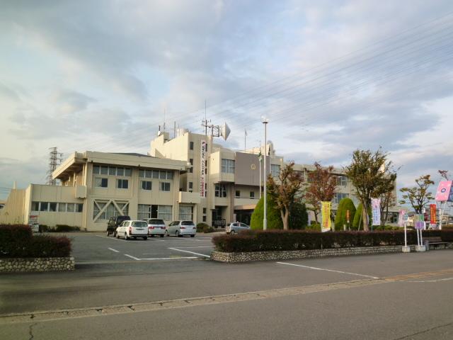 Government office. 1231m to office large-cho