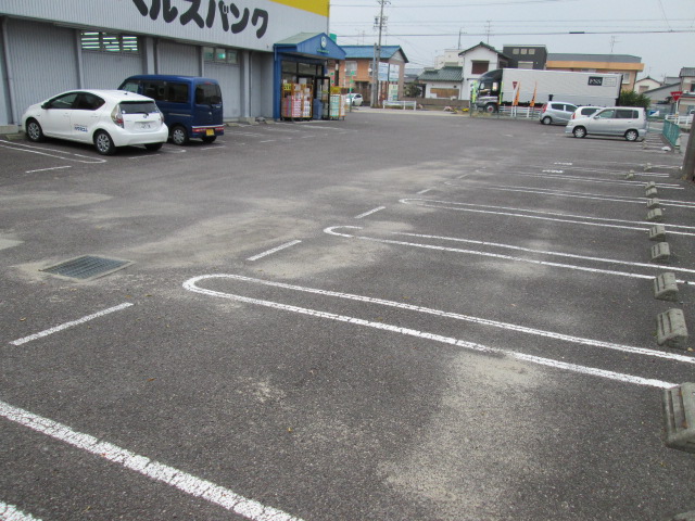 Parking lot