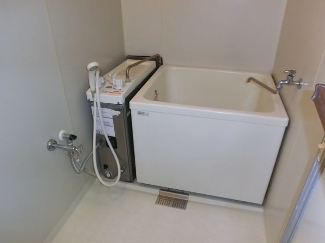 Bath. Changed from balance kettle water heater! ! 