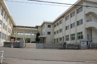 Primary school. Kota Municipal Koda to elementary school 882m