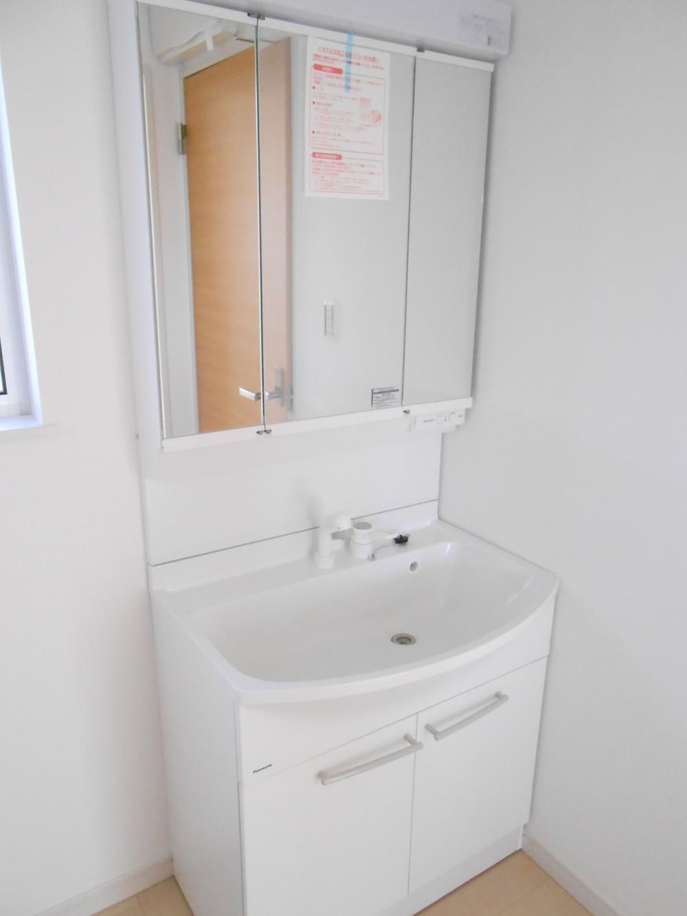 Same specifications photos (Other introspection). (Wash basin) same specification