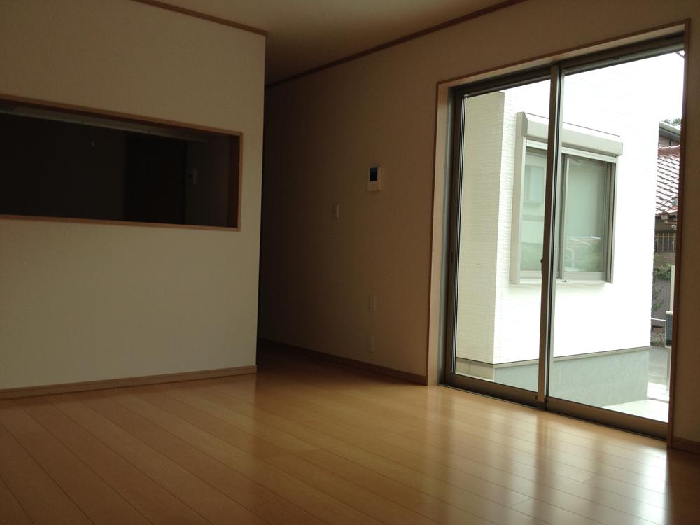 Living. Indoor (September 2013) Shooting Building 2