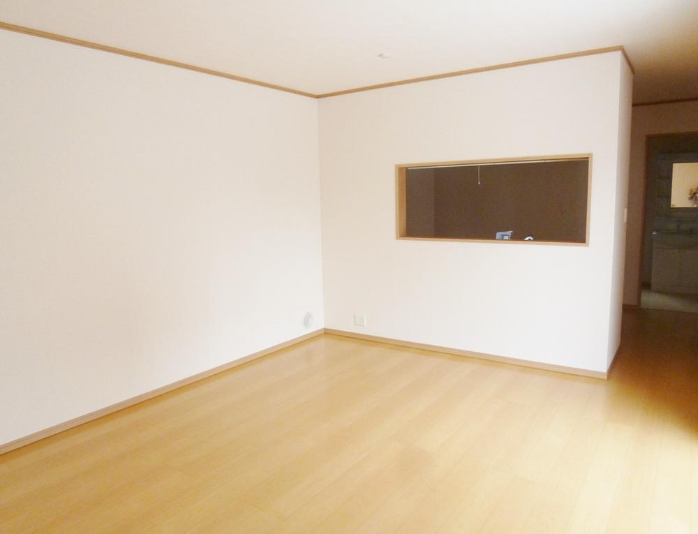 Living. Indoor (10 May 2013) Shooting