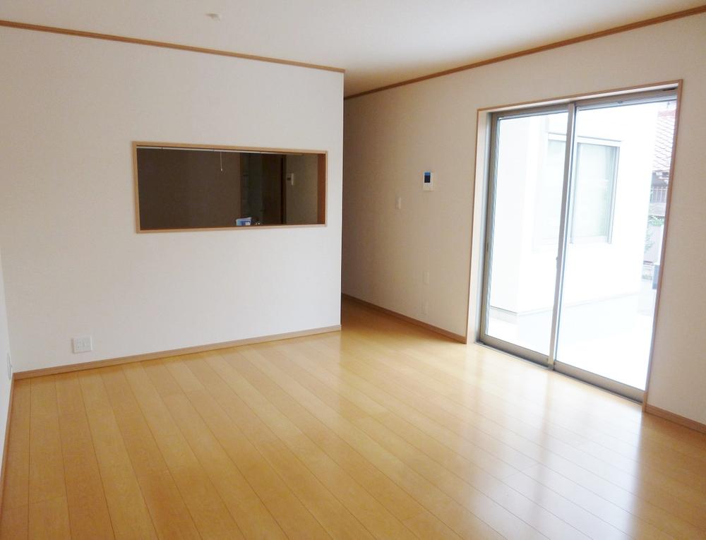 Living. Indoor (10 May 2013) Shooting