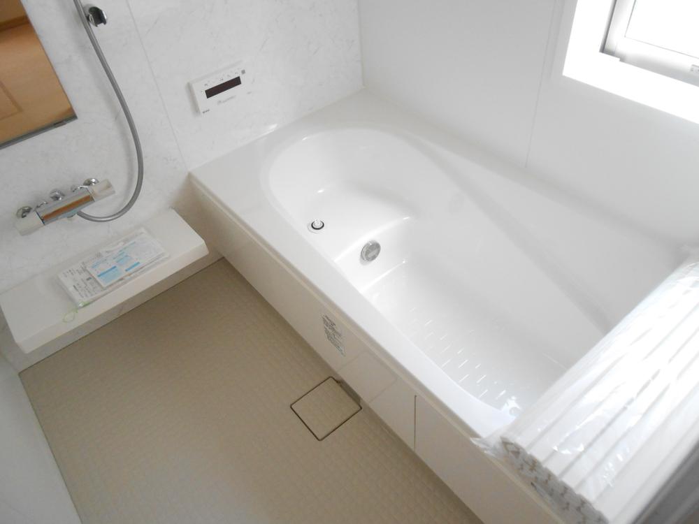 Bathroom. Bathroom dryer with bus