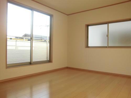 Non-living room. Master bedroom