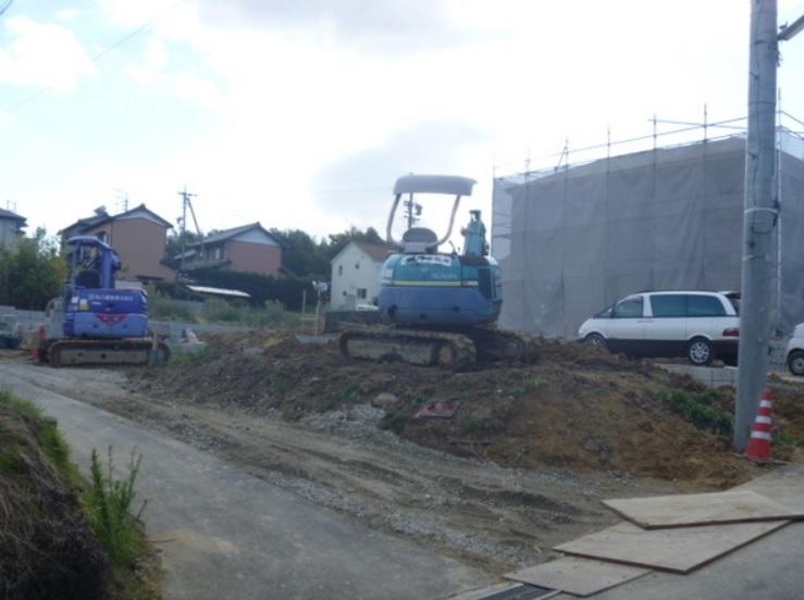 Local appearance photo. Local (12 May 2013) Shooting