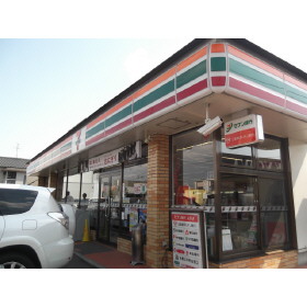Convenience store. Circle 250m to K (convenience store)