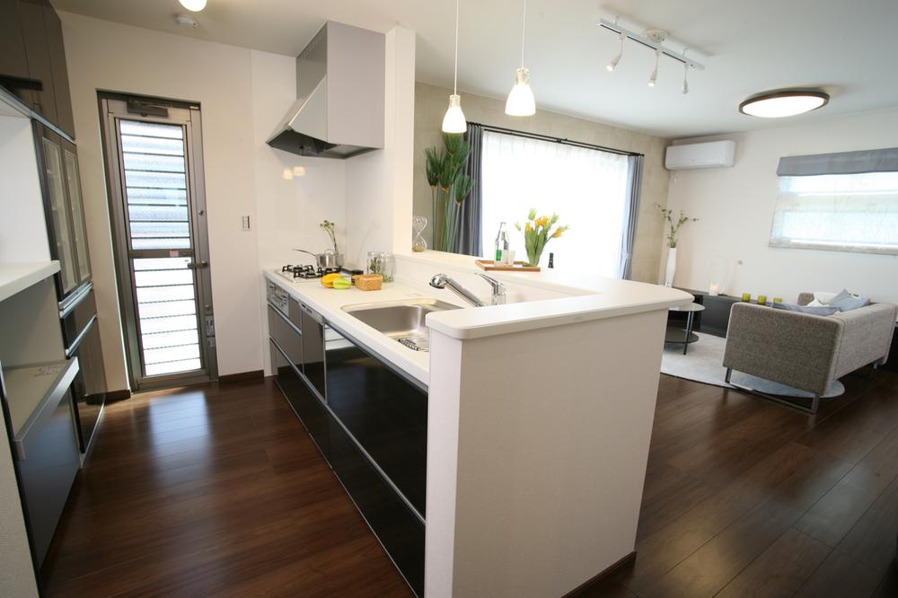 Model house photo. Just & Fit model house (kitchen)