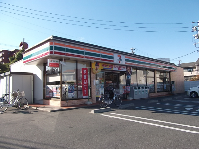 Convenience store. 124m to Seven-Eleven Obu Kyowa-cho store (convenience store)
