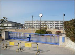 Junior high school. 1200m to Okazaki City Ryuumi junior high school