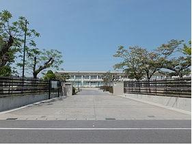 Primary school. 566m to Okazaki City six people Elementary School