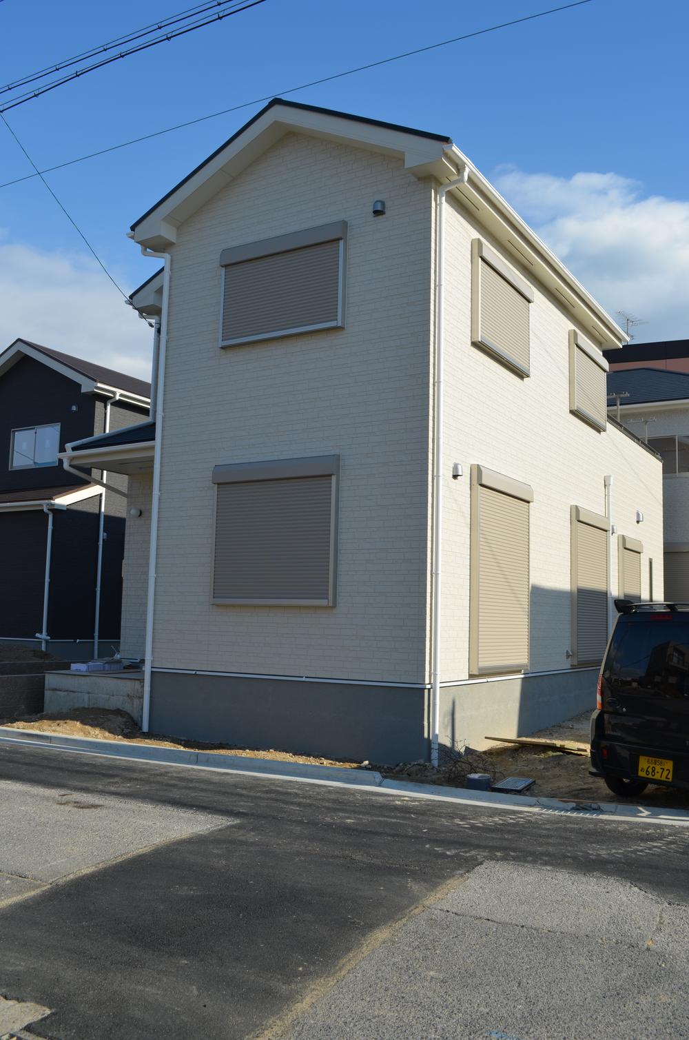 Local appearance photo