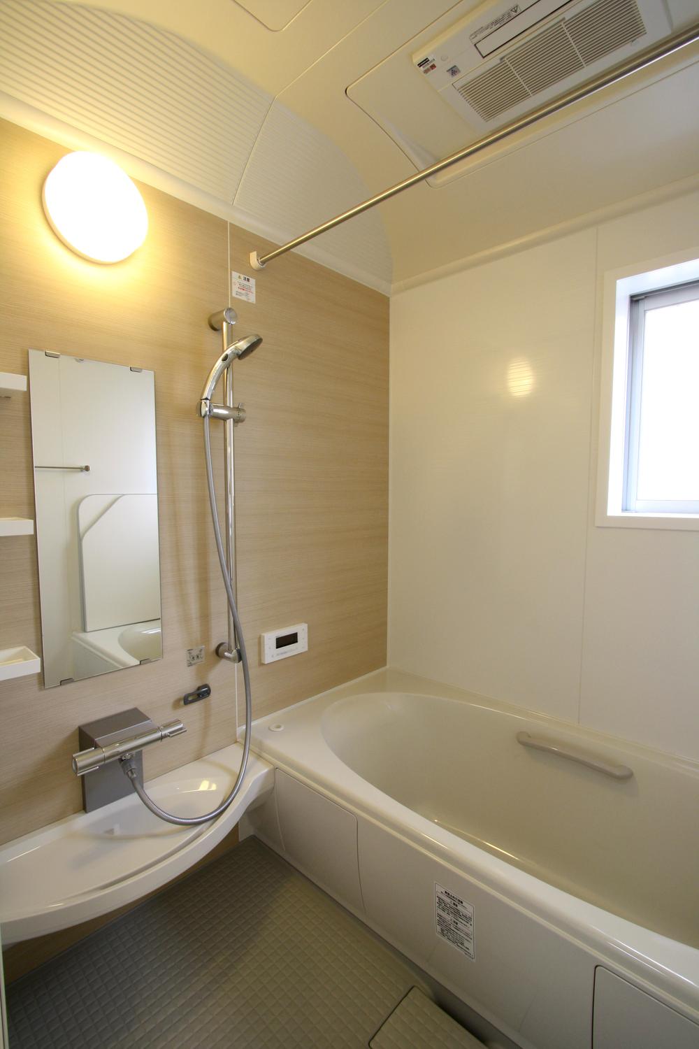 Bathroom. safety ・ Adopt the latest system bus with excellent thermal insulation (April 2013) Shooting