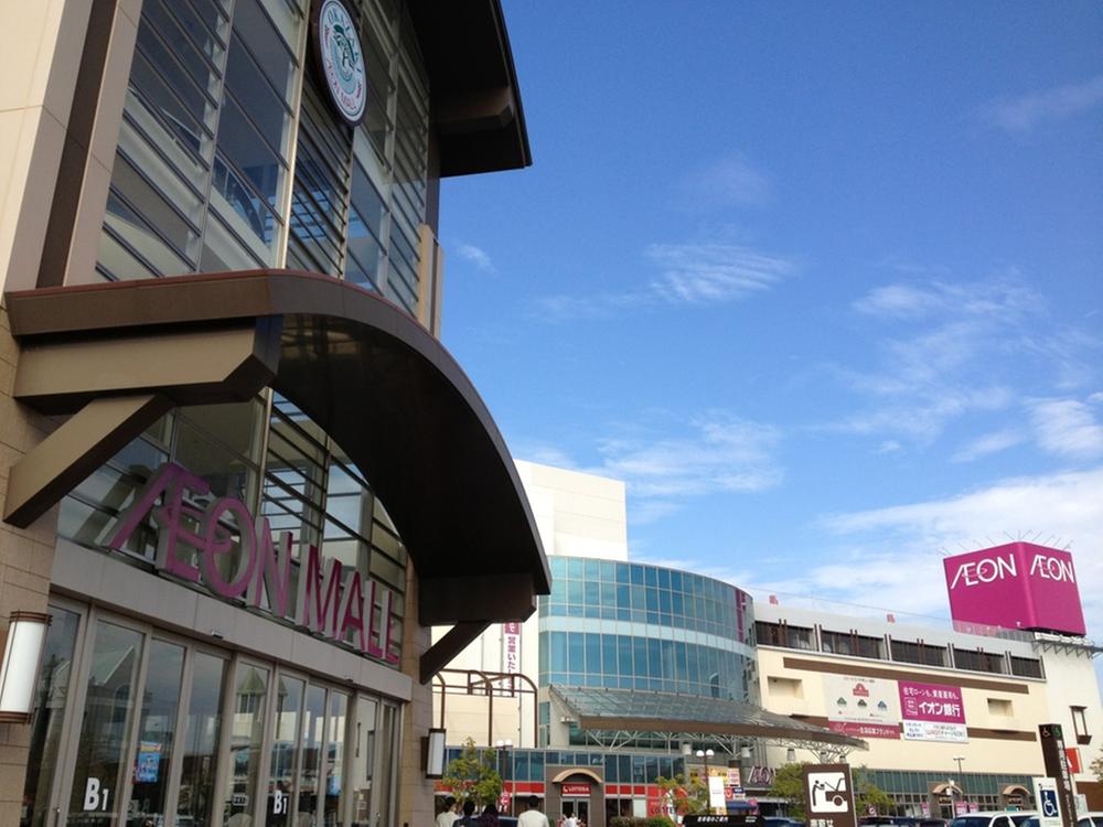 Shopping centre. 500m to Aeon Mall Okazaki