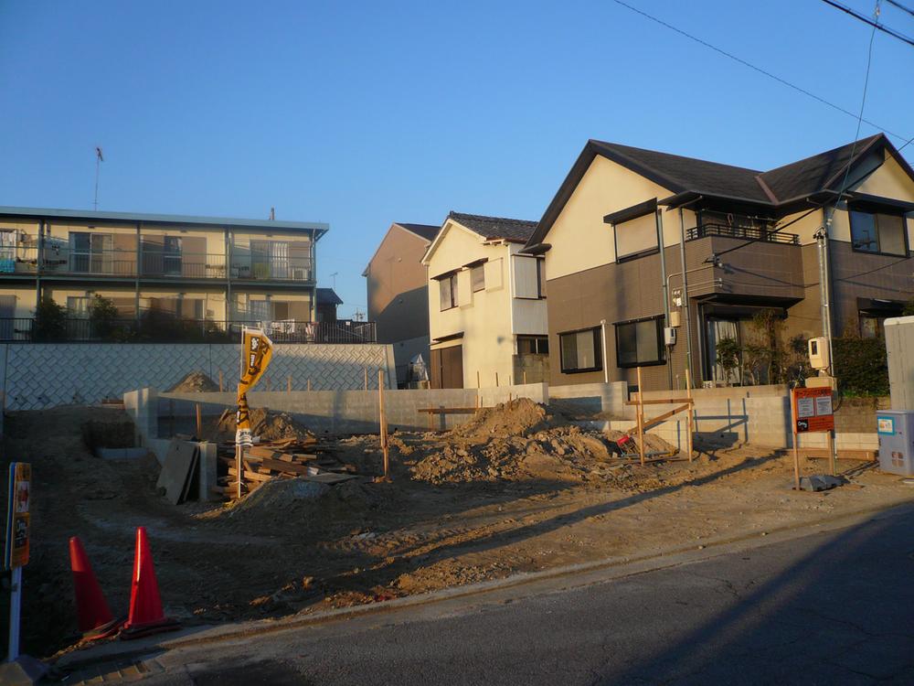 Local appearance photo. Local (12 May 2013) Shooting