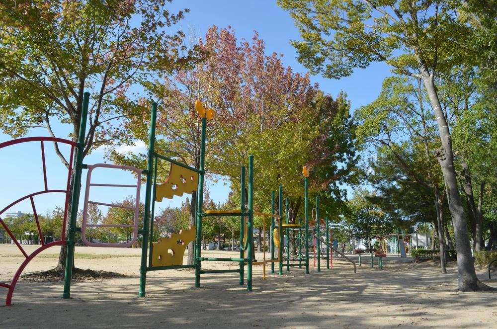 park. 988m to the green park