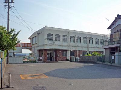 kindergarten ・ Nursery. Since the distance of 810m walk 11 minutes to Fukuoka nursery school, I want to Taoyuan together the weather is nice to walk