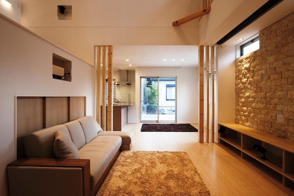 Same specifications photos (living). Stage bed height of hobby space for installing the projector, Under the floor section has become a large storage. Photo same specifications construction cases