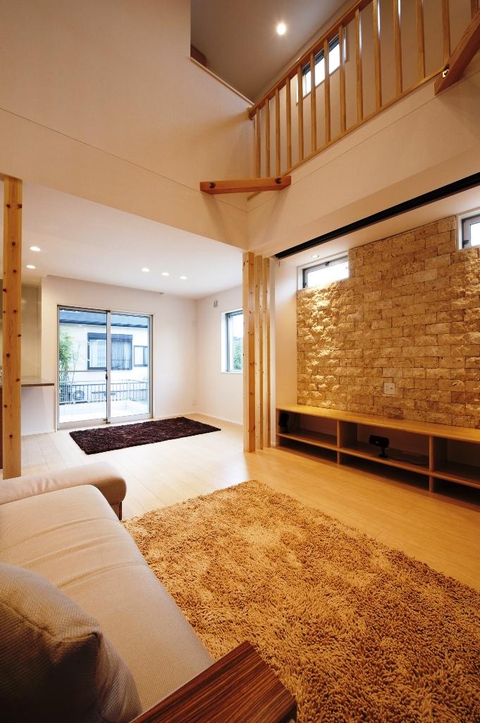 Same specifications photos (living). Living TV board back wall has become a stone paste wall, More presence is. Same specifications construction cases