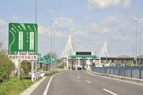 Other Environmental Photo. Isewangan Expressway to "Toyoda east I.C." 3500m