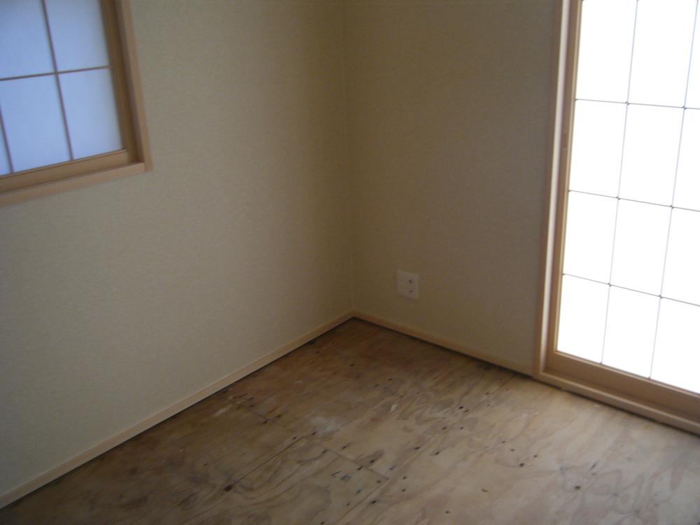 Non-living room. Indoor (12 May 2013) Shooting