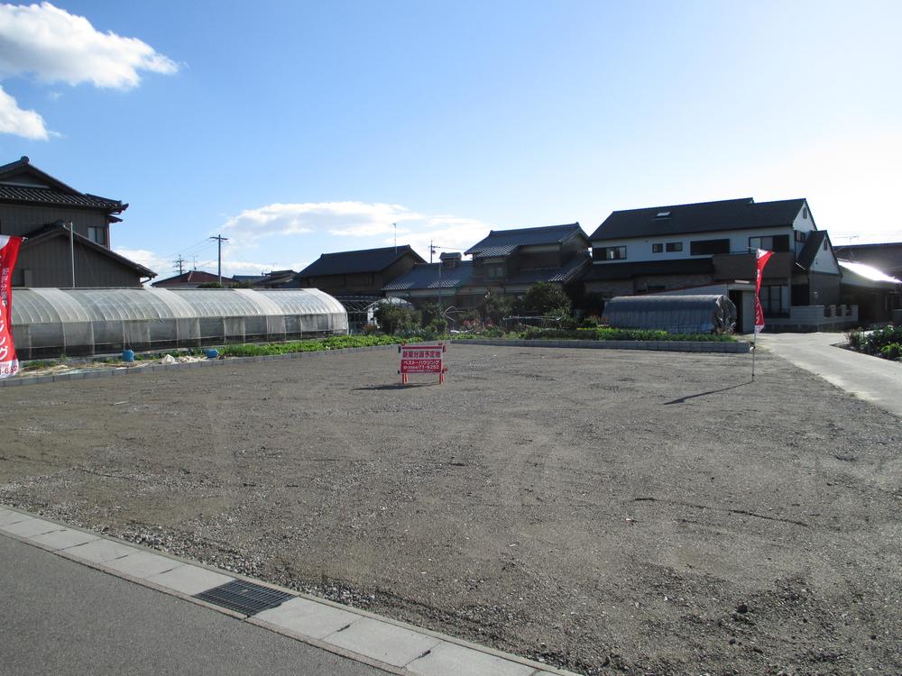 Local land photo. Local taken from A No. point side. Construction has been completed. (2013 November shooting)