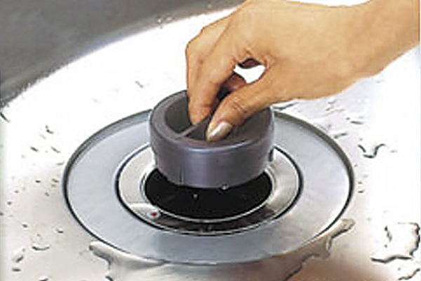 Kitchen.  [disposer] Disposer of grinding process the garbage that occurred during the cooking in the sink. Since it is each time processing, It is clean there is no need to keep reservoir garbage ※ There is also a thing that can not be part of the process (same specifications)
