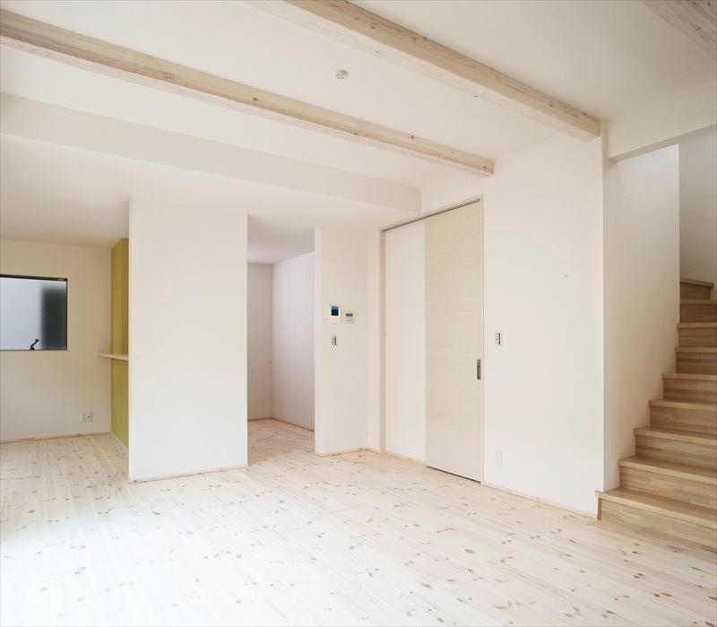 Living. Building E Living