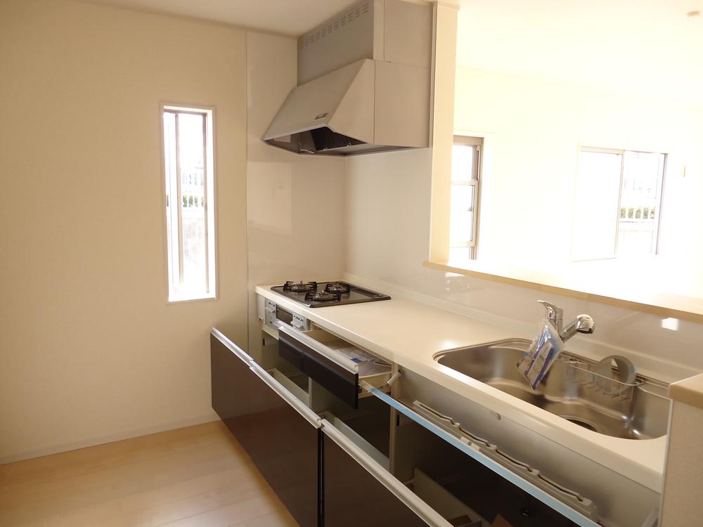 Kitchen. Local (12 May 2013) Shooting Open House held in