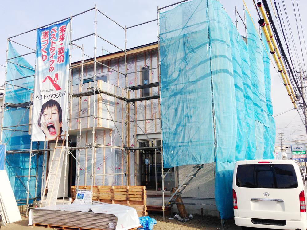 Local appearance photo. E Building under construction Exterior (December 2013 shooting)