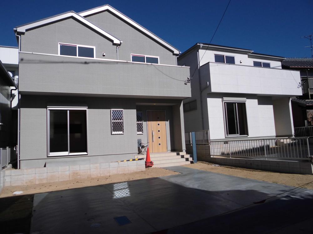 Local photos, including front road. Local appearance photo 2013 December 9 shooting * quiet and green living environment! * South-facing south road Ventilation good per yang!  ◆  ◆  ◆ "Dwelling looking Campaign" held in!  For more information Please contact us!  ◆  ◆  ◆ 