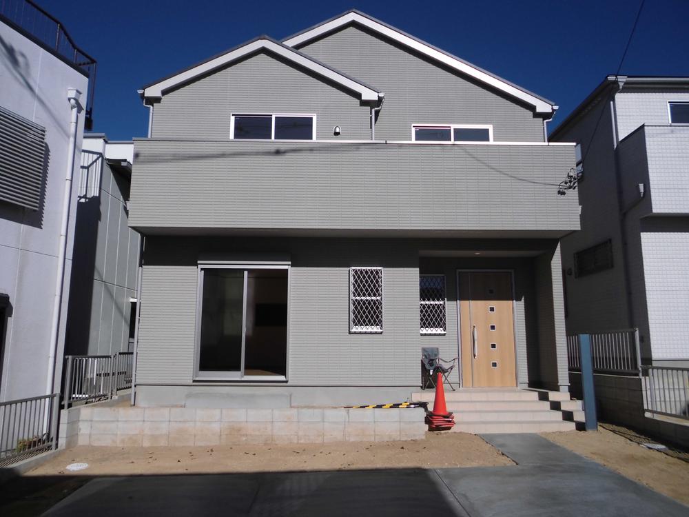 Balcony. Local appearance photo