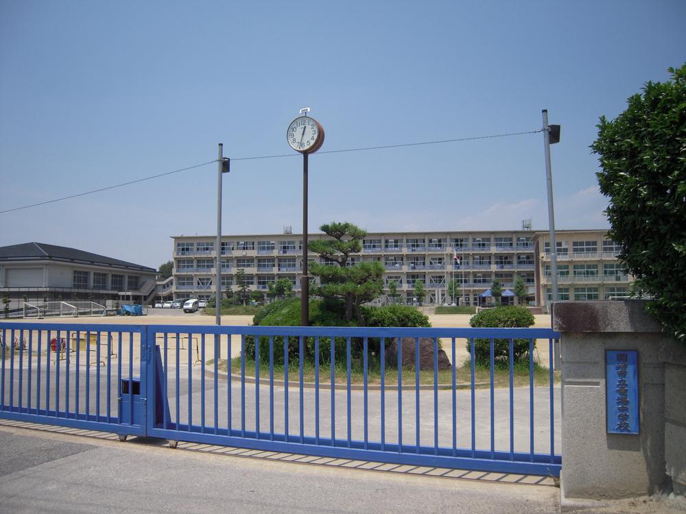 Junior high school. 1221m to Okazaki City Ryuumi junior high school