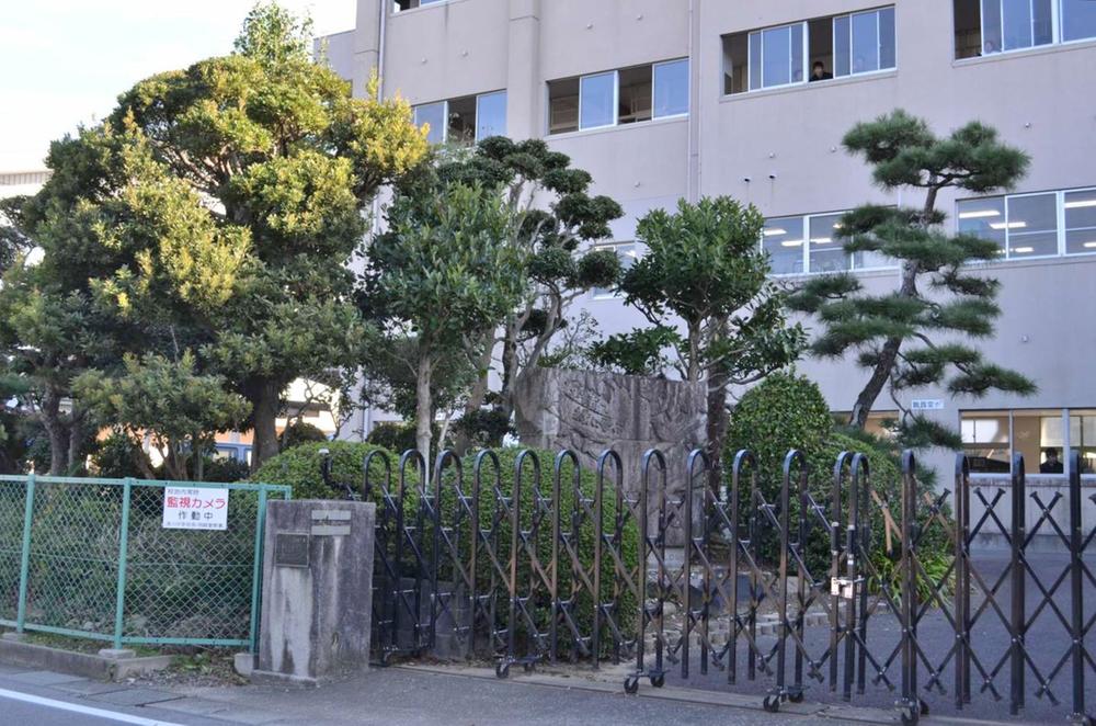 Junior high school. 1451m to Okazaki City Mikawa junior high school