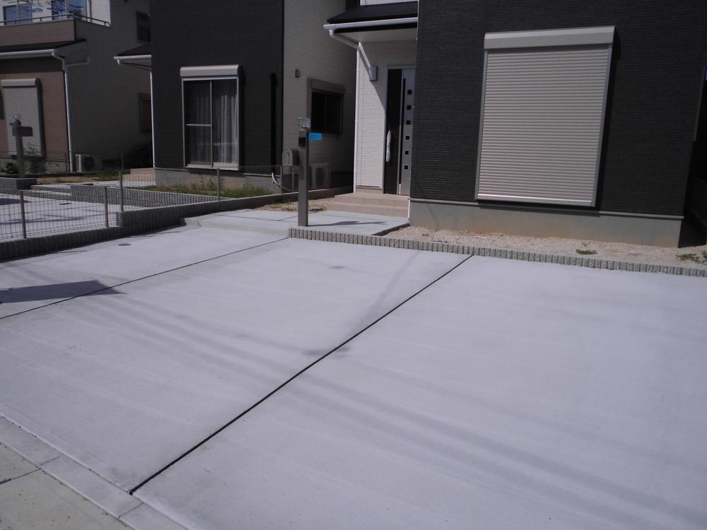 Parking lot. Local appearance photo