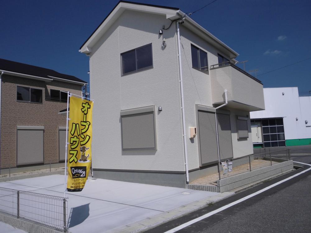 Parking lot. Local appearance photo