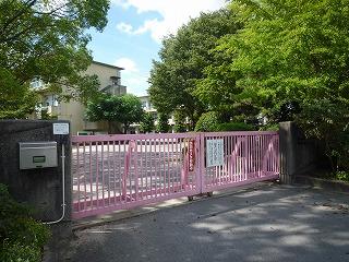 Primary school. 1628m to Okazaki Municipal Daimon Elementary School